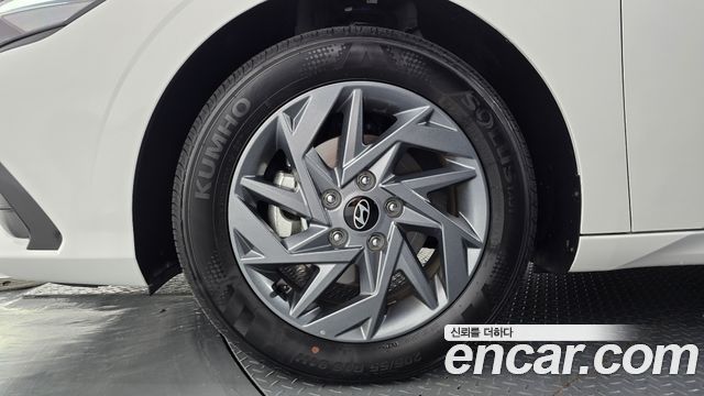 Hyundai AVANTE 2026 — photo 5