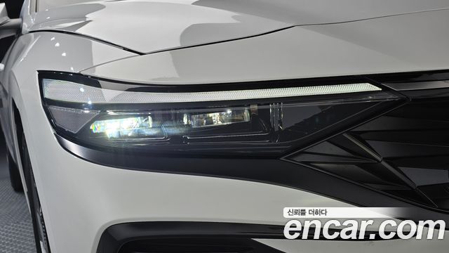 Hyundai AVANTE 2026 — photo 8