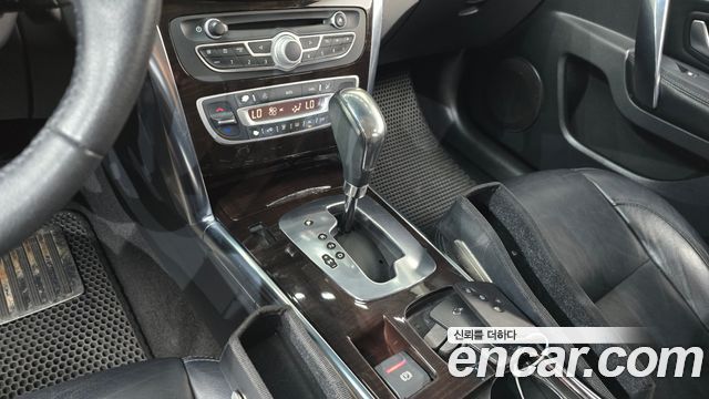 Renault Korea SM5  2011 — photo 12