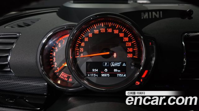 Mini Clubman 2020 — photo 11