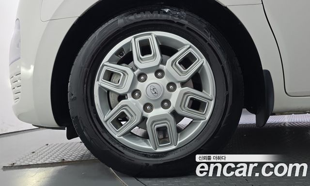 Hyundai Staria 2024 — photo 5