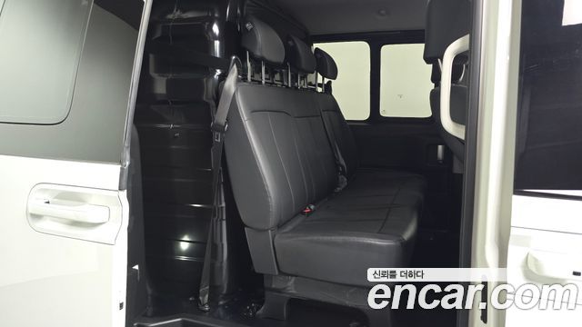 Hyundai Staria 2024 — photo 18