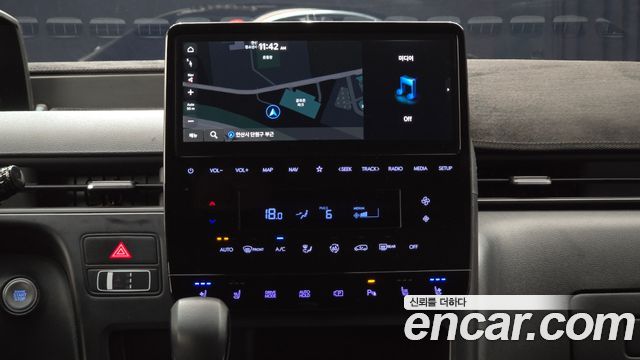 Hyundai Staria 2024 — photo 19