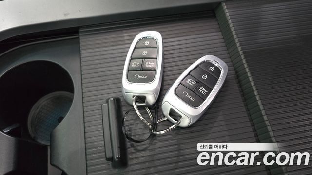 Hyundai Staria 2024 — photo 22