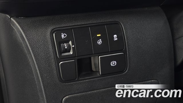 Hyundai Staria 2024 — photo 30