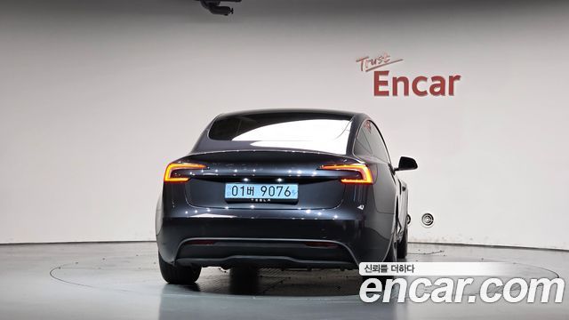 Tesla Model 3 2025 — photo 4