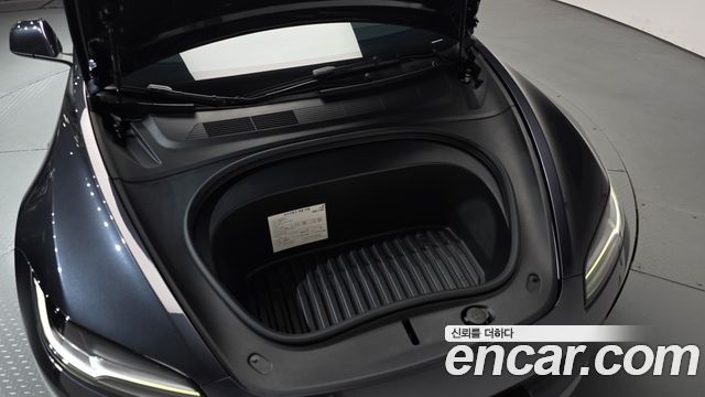 Tesla Model 3 2025 — photo 6
