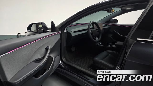 Tesla Model 3 2025 — photo 13