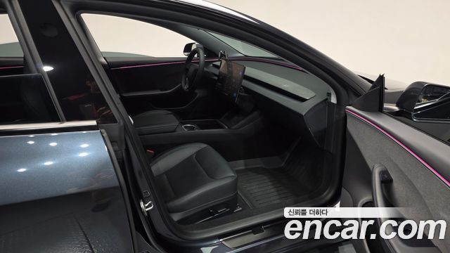 Tesla Model 3 2025 — photo 17