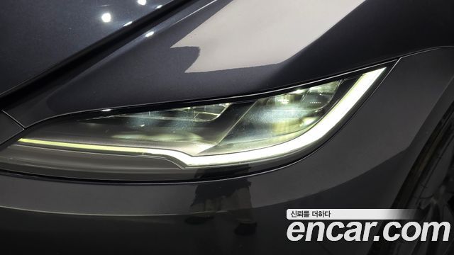 Tesla Model 3 2025 — photo 8