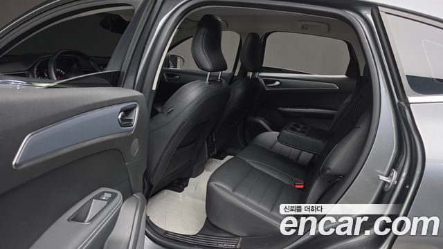 Renault Korea XM3 2022 — photo 18