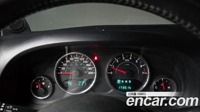Jeep Wrangler 2014 — photo 8