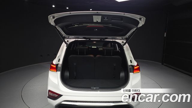 Hyundai Santafe 2019 — photo 26