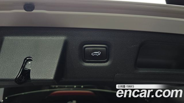 Hyundai Santafe 2019 — photo 31