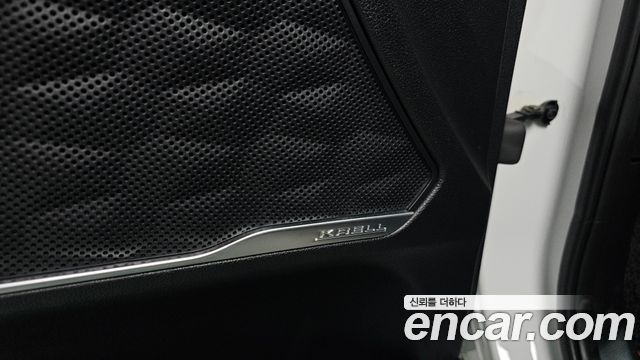 Hyundai Santafe 2019 — photo 35