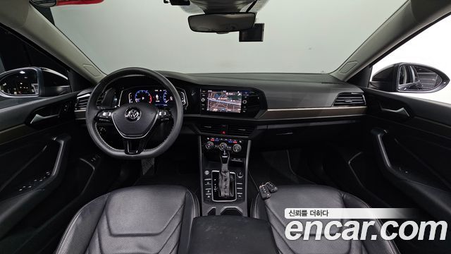 Volkswagen Jetta 2021 — photo 10