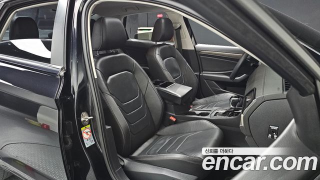 Volkswagen Jetta 2021 — photo 13