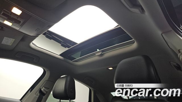 Volkswagen Jetta 2021 — photo 23