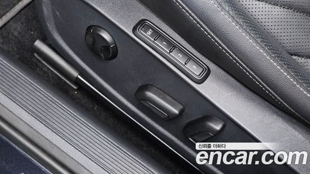 Volkswagen Jetta 2021 — photo 30