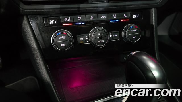 Volkswagen Jetta 2020 — photo 25