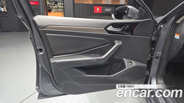 Volkswagen Jetta 2020 — photo 14