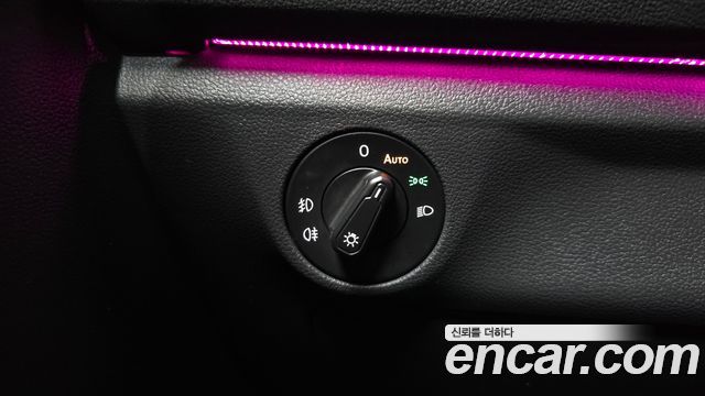 Volkswagen Jetta 2020 — photo 27