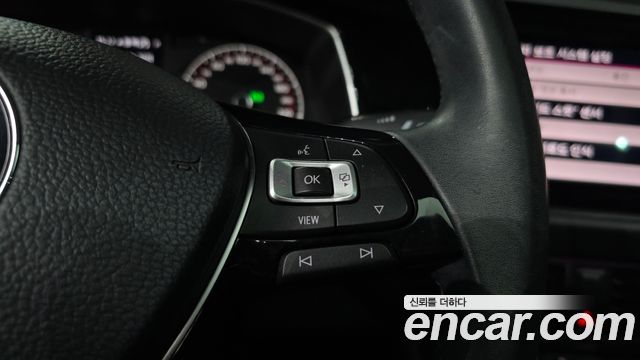 Volkswagen Jetta 2020 — photo 32