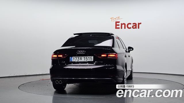 Audi A3 2018 — photo 4