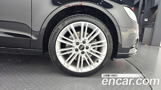 Audi A3 2018 — photo 5