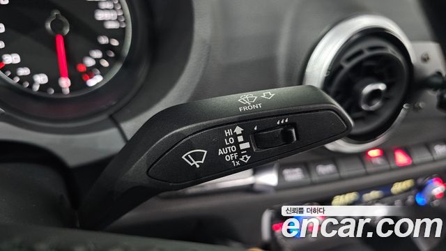 Audi A3 2018 — photo 29