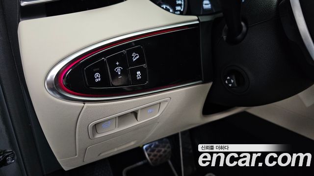 Genesis GV70 2024 — photo 22