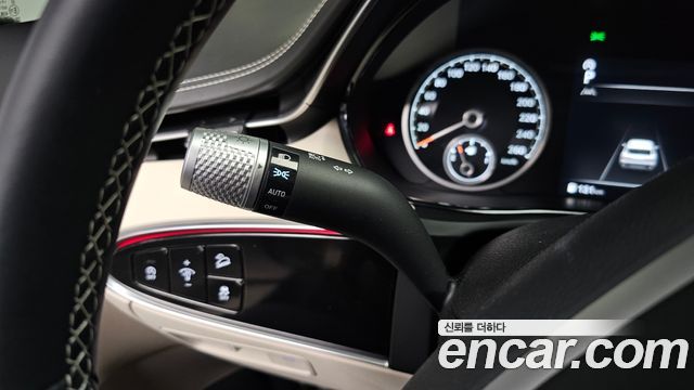 Genesis GV70 2024 — photo 23
