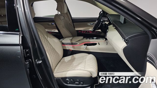 Genesis GV70 2024 — photo 16