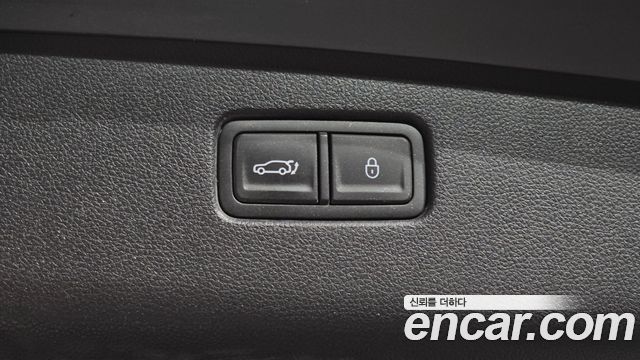 Genesis GV70 2024 — photo 33