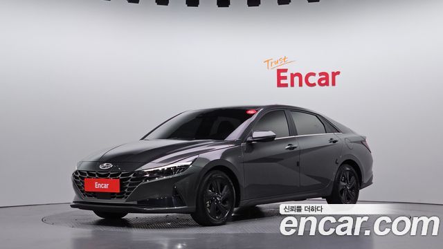 Hyundai AVANTE 2023 — photo 1