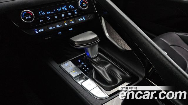 Hyundai AVANTE 2023 — photo 9