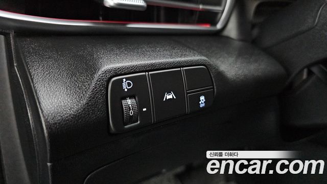 Hyundai AVANTE 2023 — photo 17