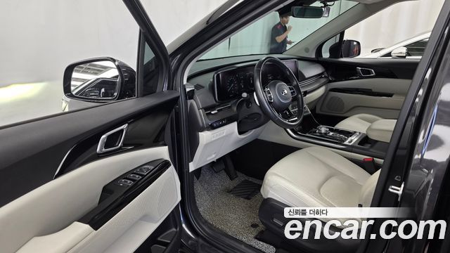 Kia Canival 2021 — photo 13