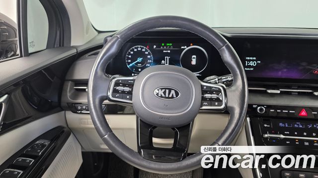 Kia Canival 2021 — photo 18