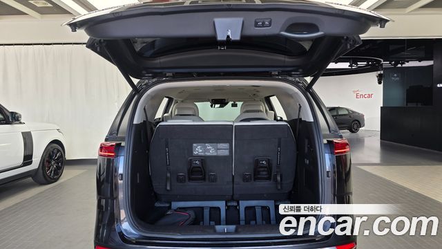 Kia Canival 2021 — photo 26