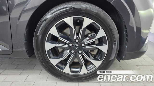 Kia Canival 2021 — photo 7