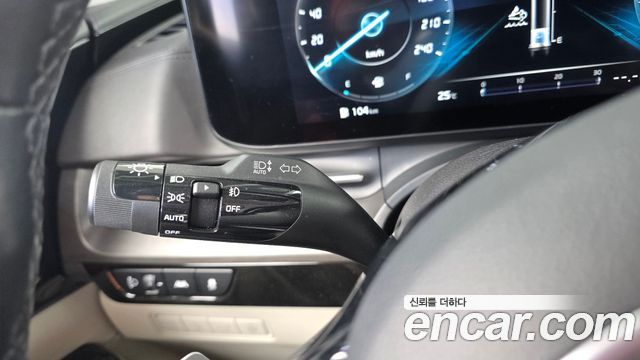 Kia Canival 2021 — photo 27