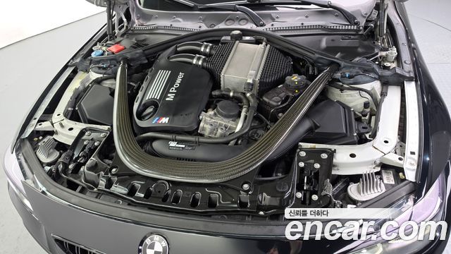 BMW M4 2018 — photo 6