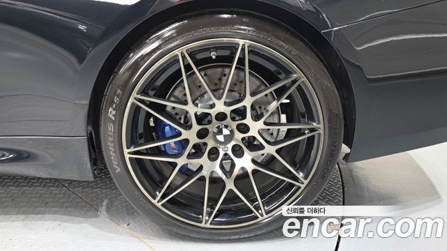BMW M4 2018 — photo 7
