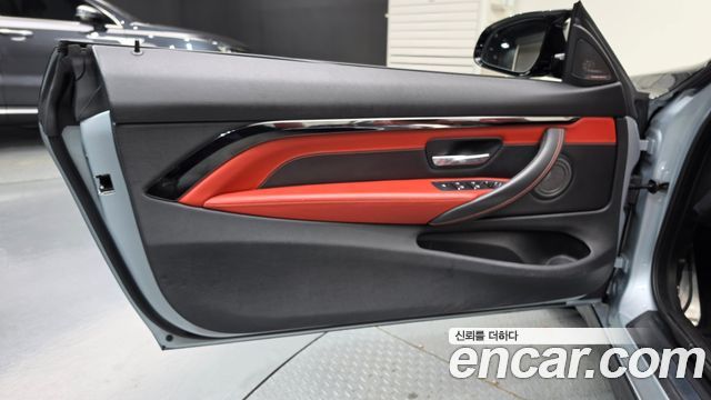 BMW M4 2018 — photo 15