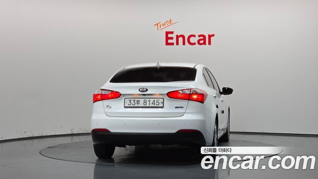 Kia K3 2015 — photo 4