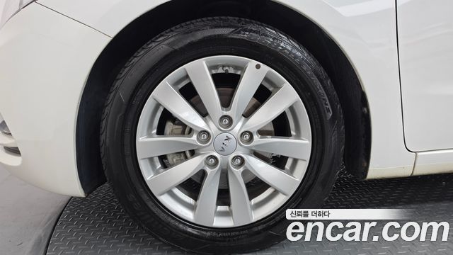Kia K3 2015 — photo 5