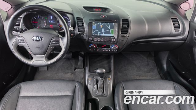 Kia K3 2015 — photo 7