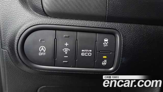 Kia K3 2015 — photo 18