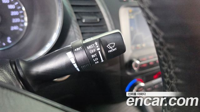 Kia K3 2015 — photo 19